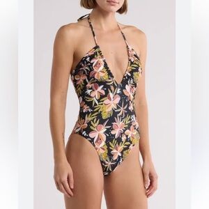 🆕 Volcom Fronds Forever one-piece swimsuit